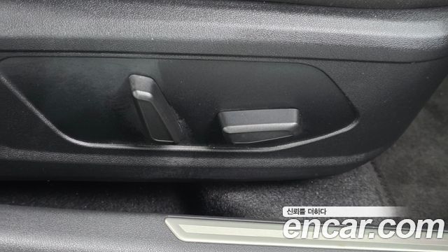 Hyundai AVANTE 2022 — photo 31