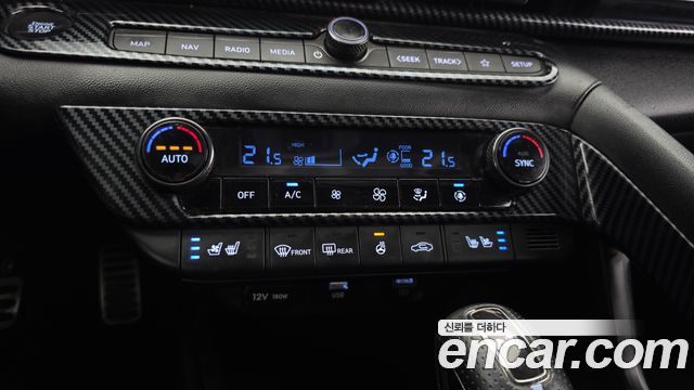 Hyundai AVANTE 2022 — photo 33