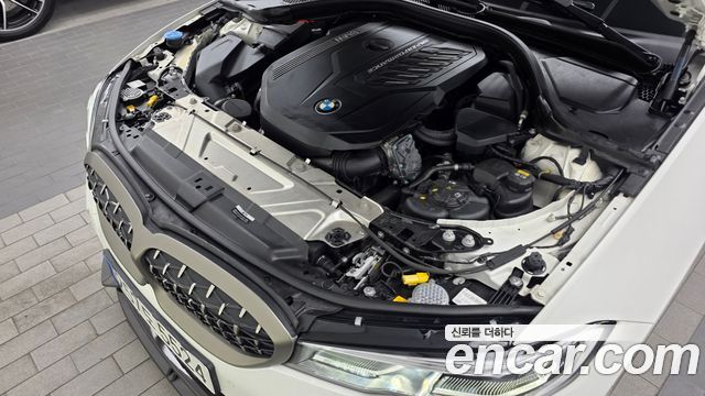 BMW 3-Series 2022 — photo 6