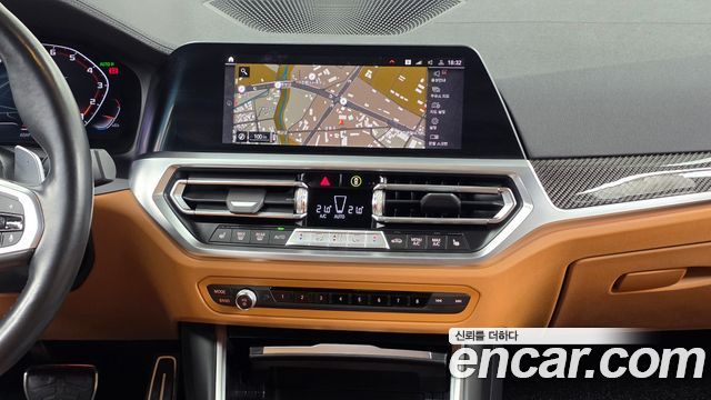 BMW 3-Series 2022 — photo 20
