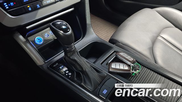Hyundai Sonata 2015 — photo 12