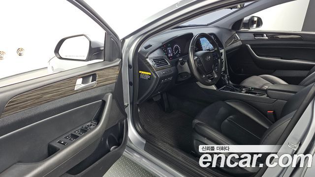 Hyundai Sonata 2015 — photo 13