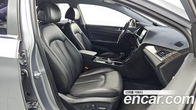 Hyundai Sonata 2015 — photo 16