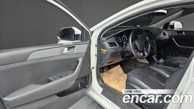 Hyundai Sonata 2017 — photo 10