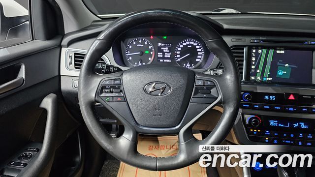 Hyundai Sonata 2017 — photo 15