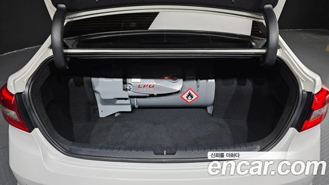 Hyundai Sonata 2017 — photo 20