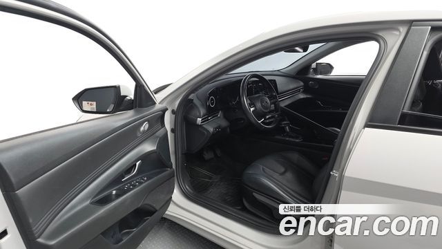 Hyundai AVANTE 2021 — photo 10