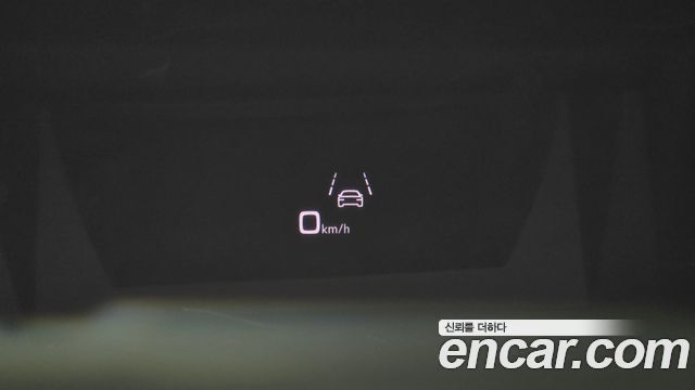 Audi e-tron 2021 — photo 18