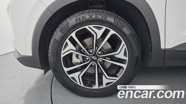 Hyundai Santafe 2019 — photo 5