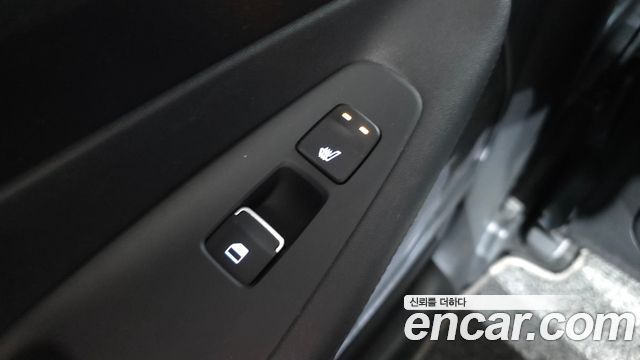Hyundai Santafe 2019 — photo 17