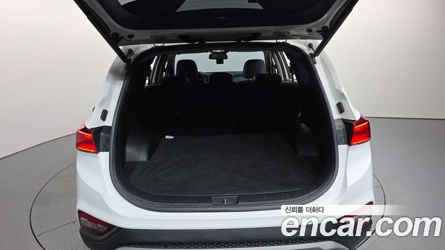 Hyundai Santafe 2019 — photo 19