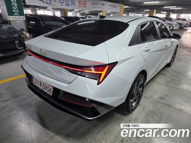 Hyundai AVANTE 2024 — photo 2