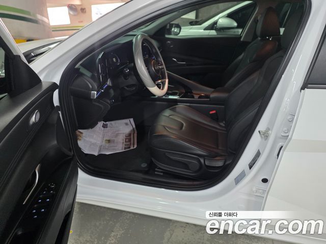 Hyundai AVANTE 2024 — photo 5