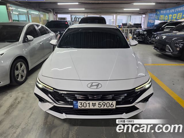 Hyundai AVANTE 2024 — photo 16