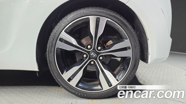 Hyundai Veloster 2014 — photo 7