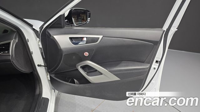 Hyundai Veloster 2014 — photo 15