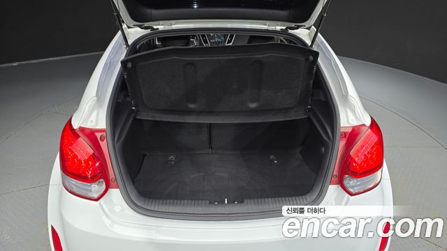 Hyundai Veloster 2014 — photo 28
