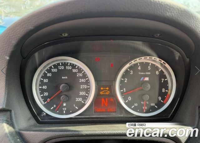 BMW M3 2012 — photo 8
