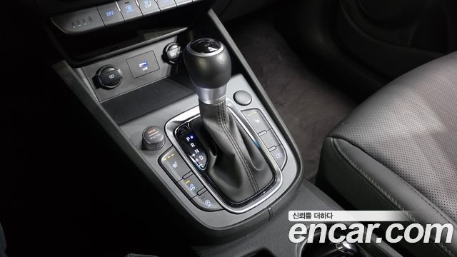 Hyundai Kona 2021 — photo 9