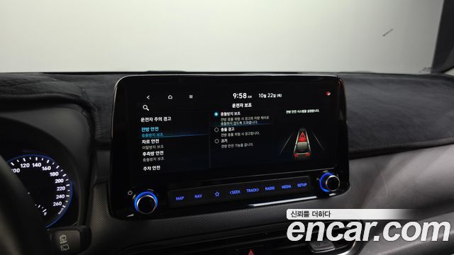 Hyundai Kona 2021 — photo 18