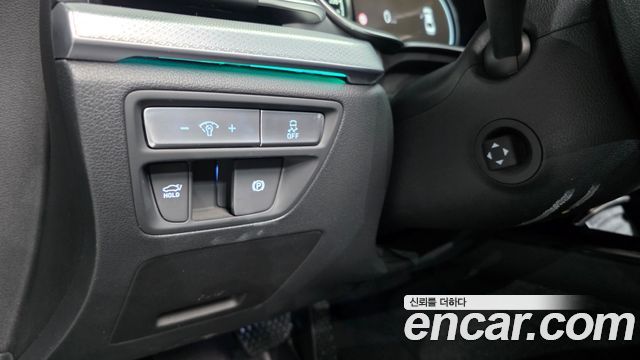 Genesis G80 2022 — photo 17