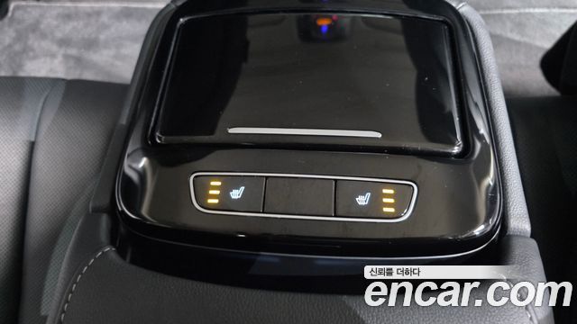 Genesis G80 2022 — photo 19
