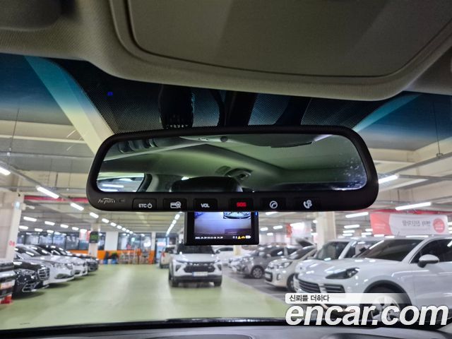 Hyundai Santafe 2017 — photo 9