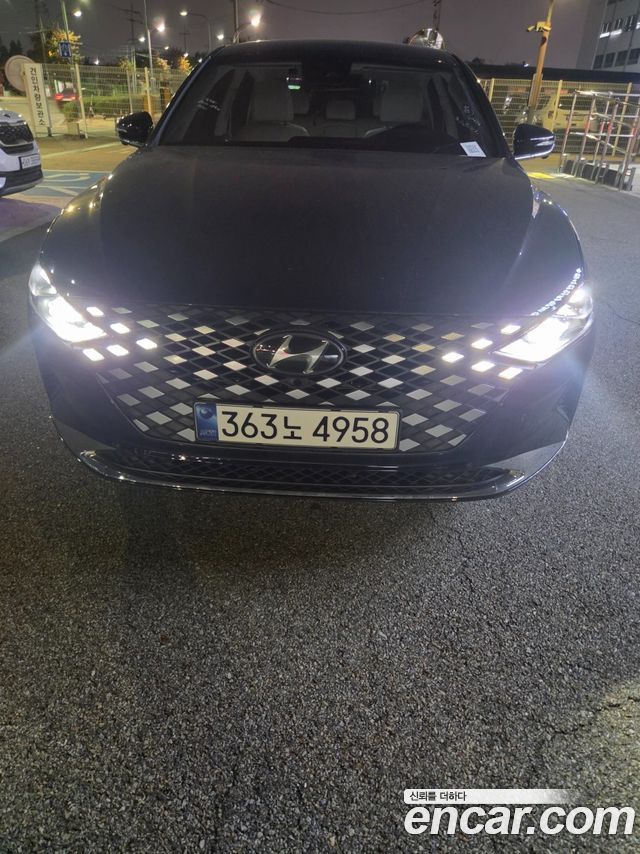 Hyundai Grandeur 2023 — photo 1