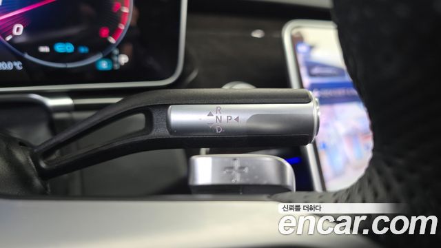 Mercedes-Benz S-Class 2022 — photo 12