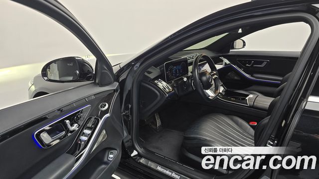 Mercedes-Benz S-Class 2022 — photo 13