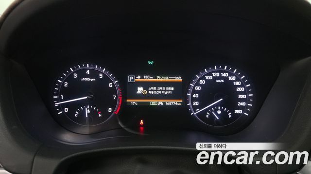 Genesis G80 2017 — photo 8