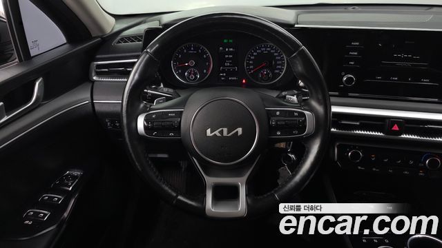 Kia K5 2023 — photo 19
