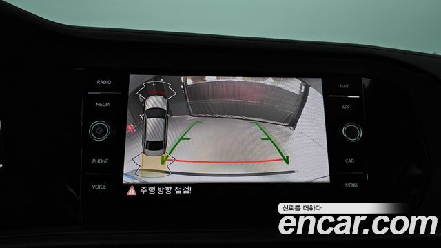 Volkswagen Jetta 2021 — photo 15