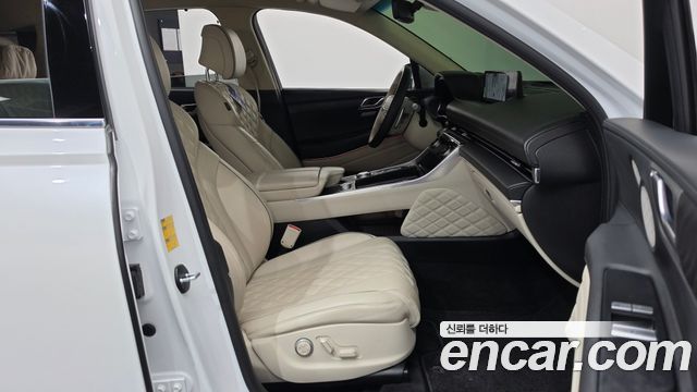Genesis GV80 2020 — photo 11