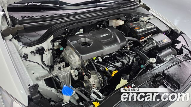 Hyundai AVANTE 2017 — photo 6