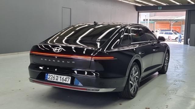 Hyundai Grandeur 2024 — photo 2