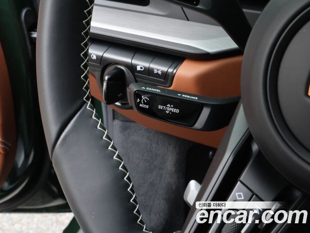 Porsche 911 2026 — photo 13