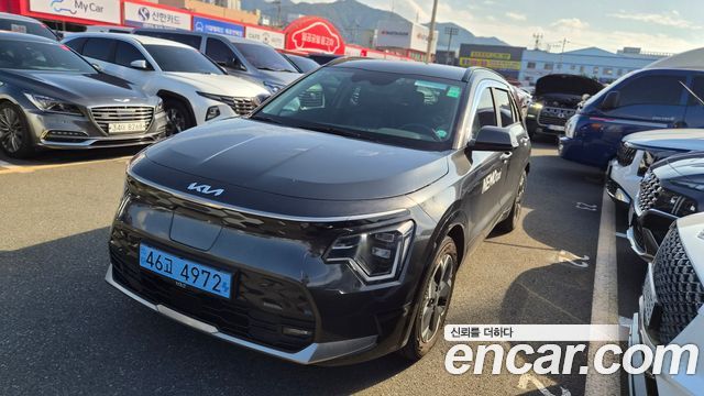 Kia Niro 2024 — photo 1