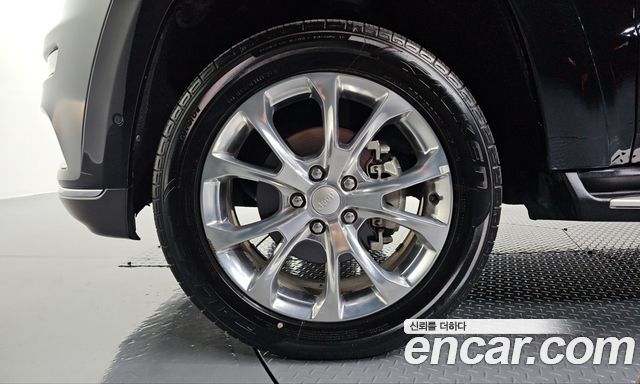 Jeep Cherokee 2019 — photo 5