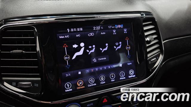 Jeep Cherokee 2019 — photo 25