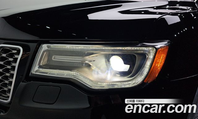 Jeep Cherokee 2019 — photo 8