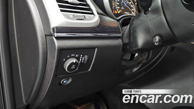 Jeep Cherokee 2019 — photo 27