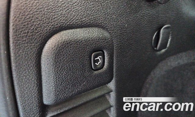 Jeep Cherokee 2019 — photo 37