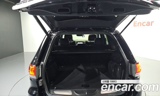 Jeep Cherokee 2019 — photo 38
