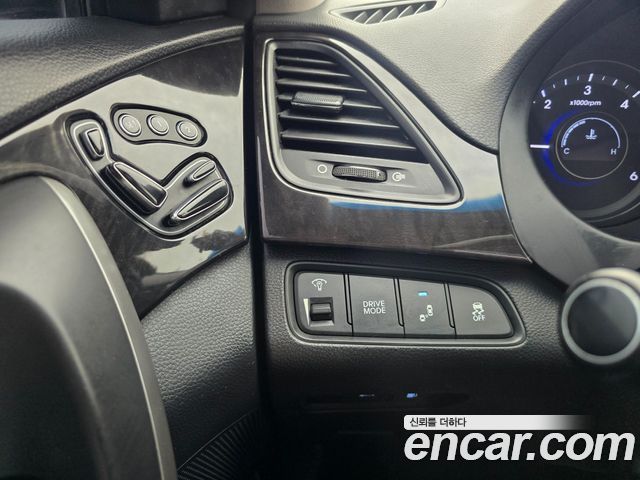 Hyundai Grandeur 2016 — photo 10
