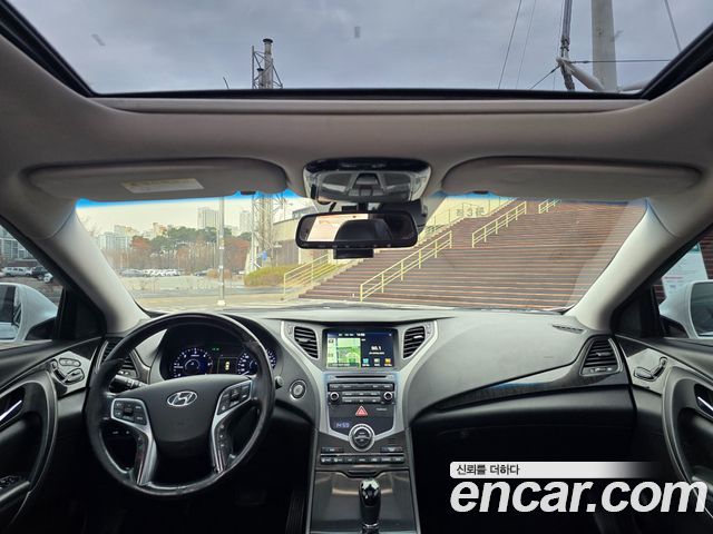 Hyundai Grandeur 2016 — photo 11