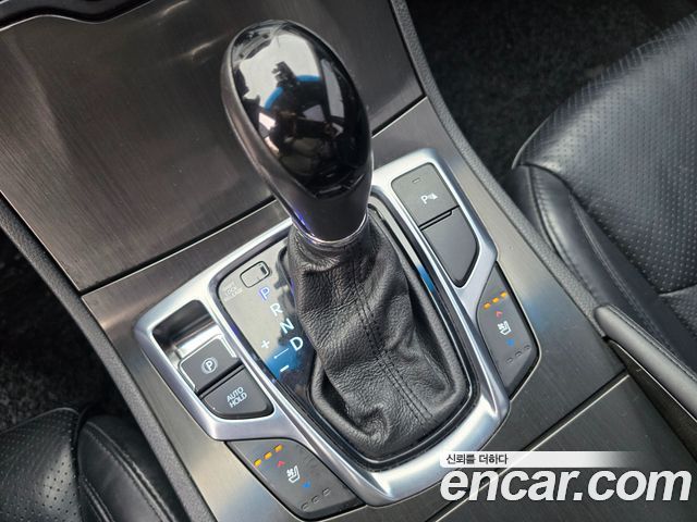 Hyundai Grandeur 2016 — photo 16