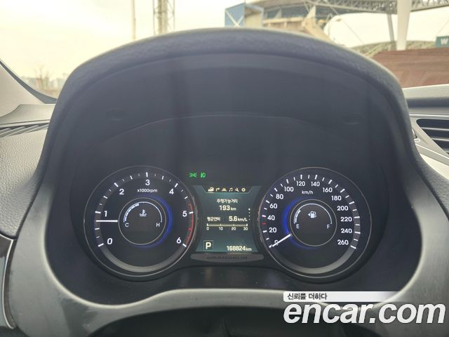 Hyundai Grandeur 2016 — photo 19