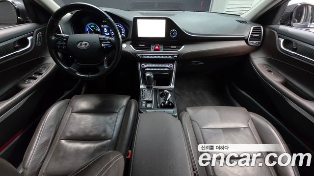 Hyundai Grandeur 2018 — photo 10
