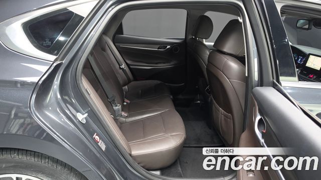 Hyundai Grandeur 2018 — photo 17